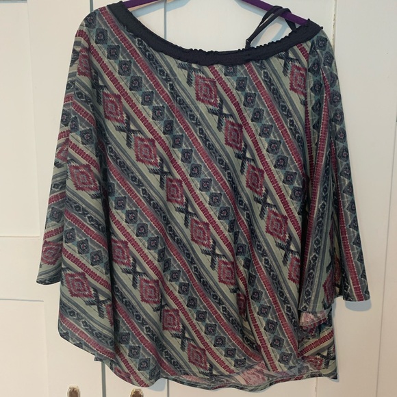 Double D Ranch poncho style top - Picture 4 of 6